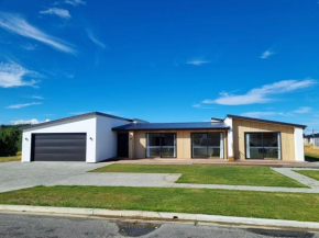 Whiti Te Ra 3 Bed, Lake Tekapo